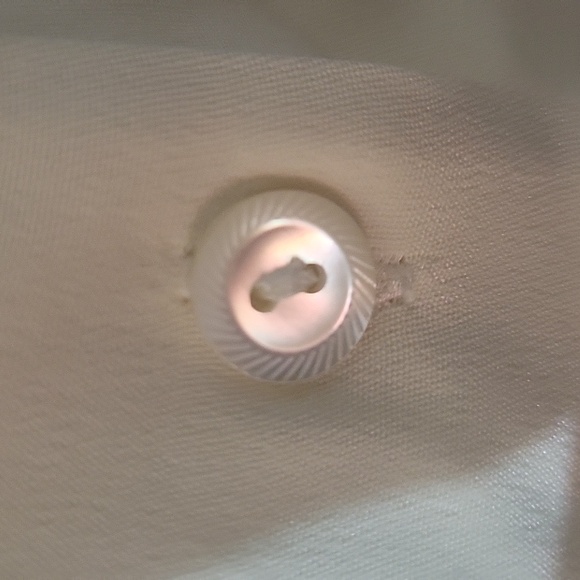 JONES NEW YORK COLLECTION Women's Button-Down Dress Shirt Size 16 Cream - Picture 4 of 10